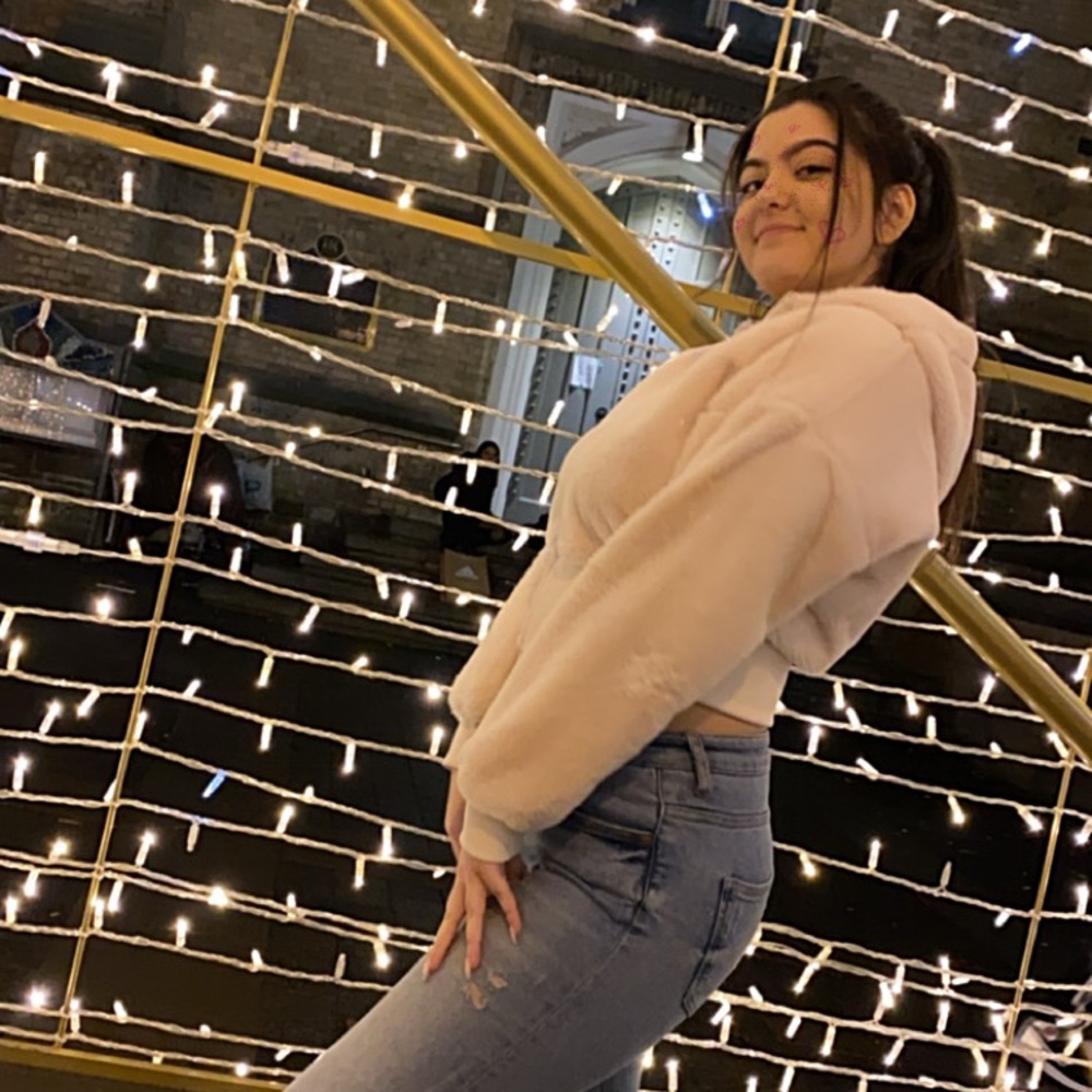 Meet your Posher, Shadi